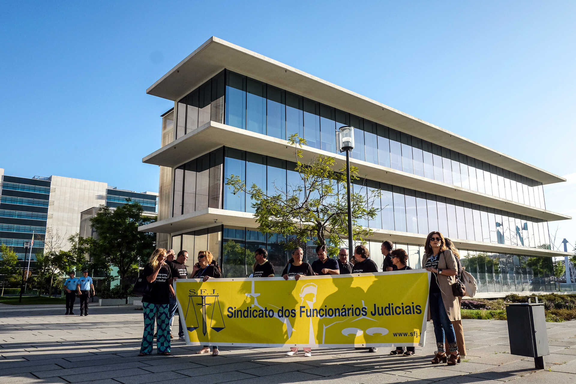 Julgamento de ativistas do Climáximo novamente adiado devido a greve