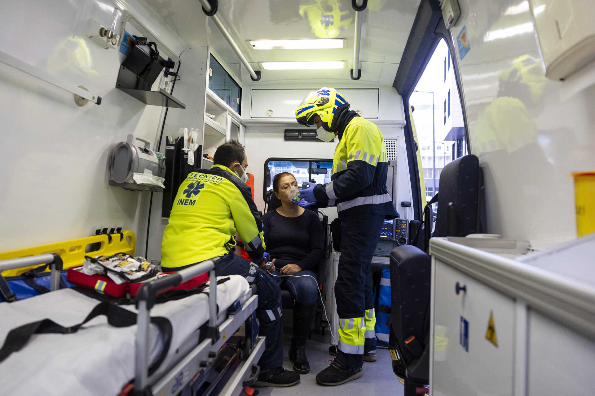 Técnicos do INEM têm novas armas para lidar a falta de ar