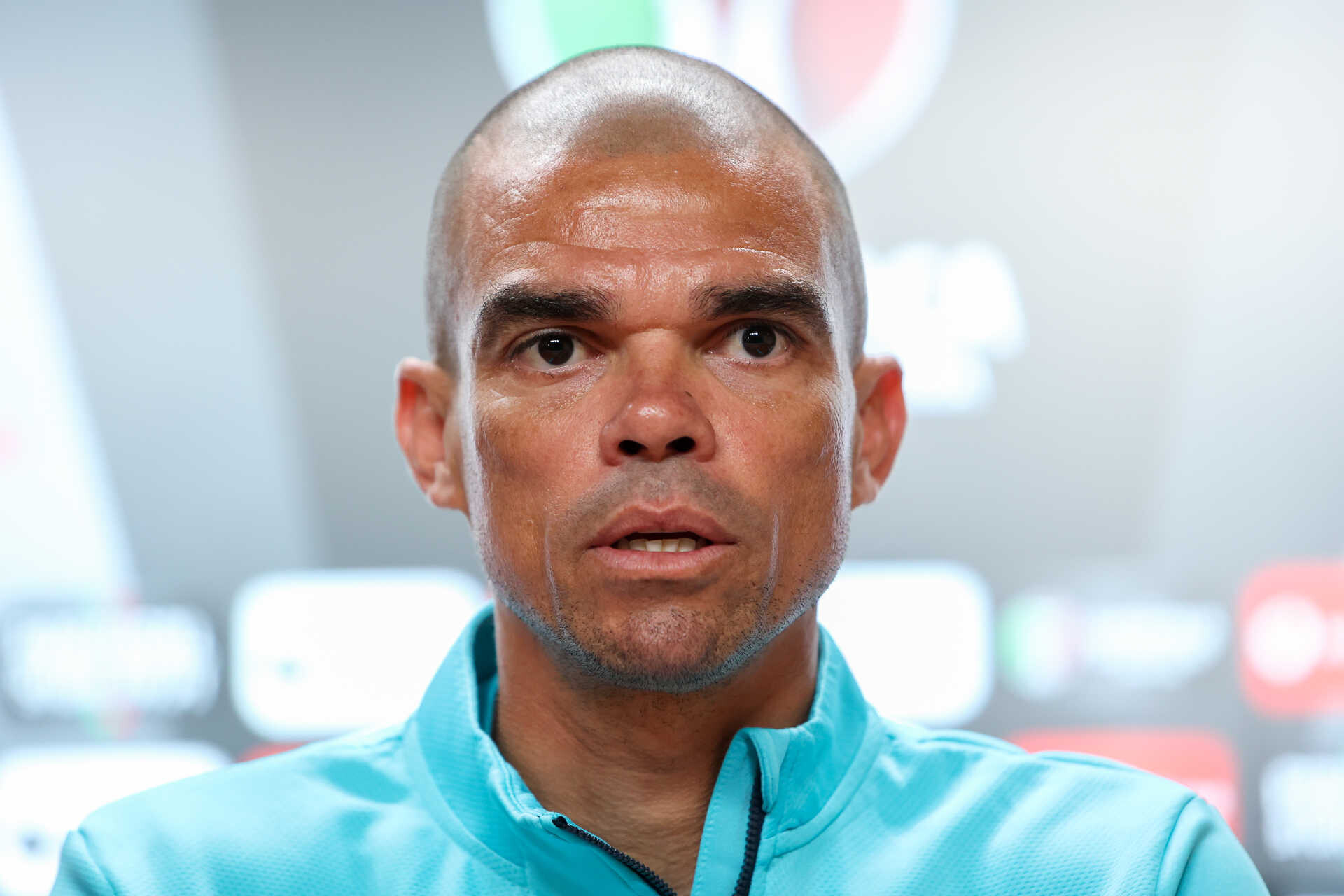 Pepe Reage Ao Cl Ssico Circo E Palha Os