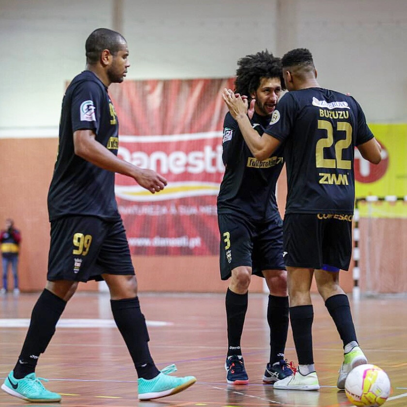 Ferreira Do Z Zere Empata No Ltimo Minuto Frente Ao Le Es Porto Salvo