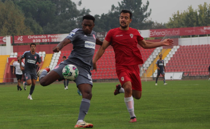 Aves SAD líder da II Liga bom teste frente ao Salgueiros