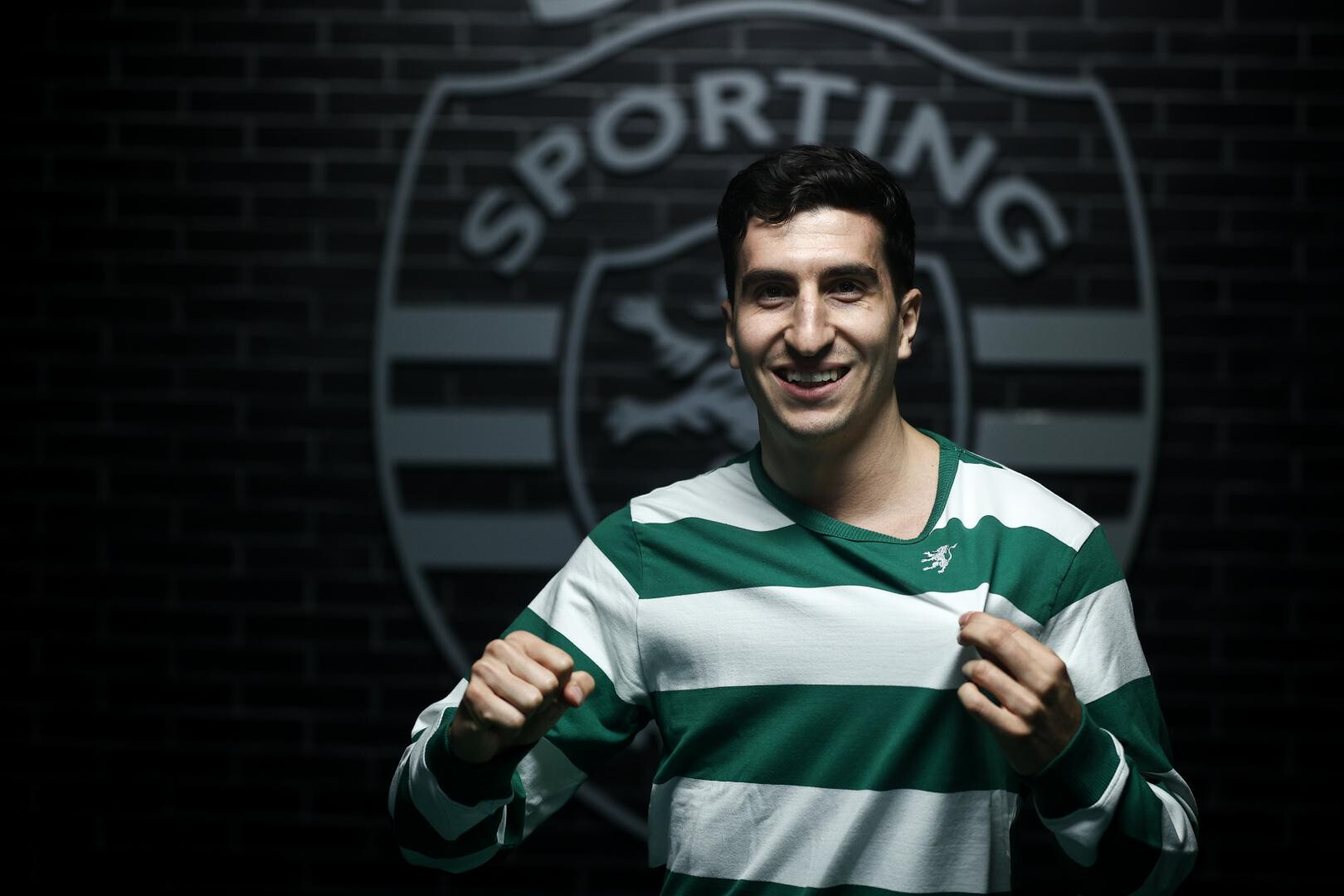 Internacional argentino Pedro Martínez reforça andebol do Sporting