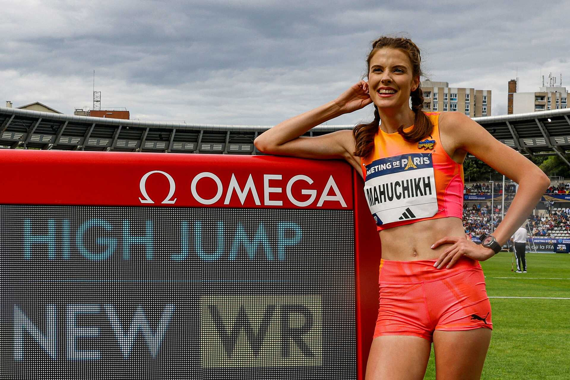 Ucraniana Mahuchikh Bate Recorde Do Mundo Do Salto Em Altura