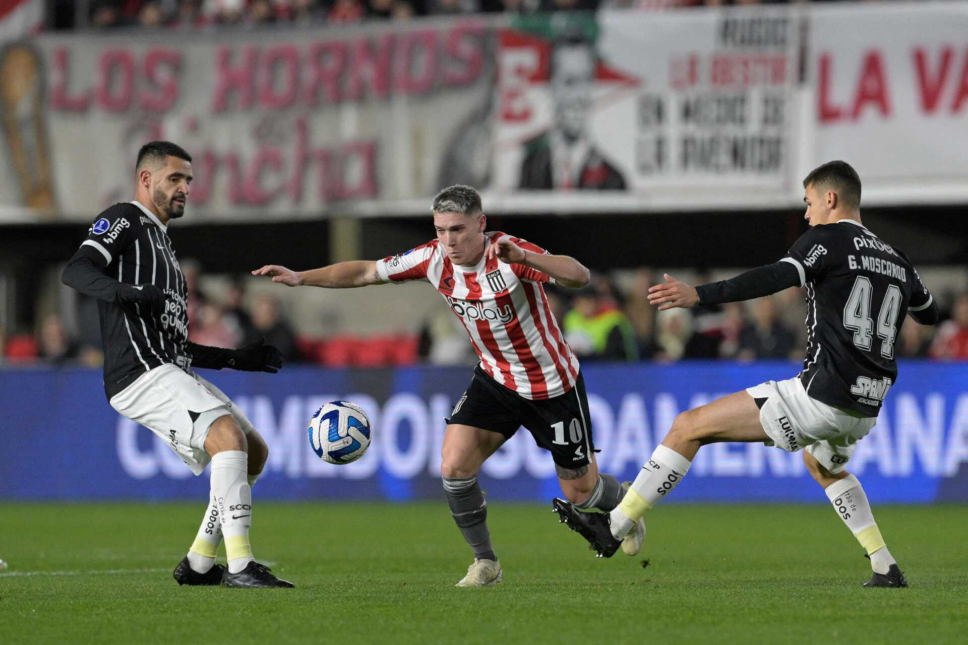 Rollheiser Para Render Di Mar A No Benfica Neg Cio Pode Avan Ar J Em