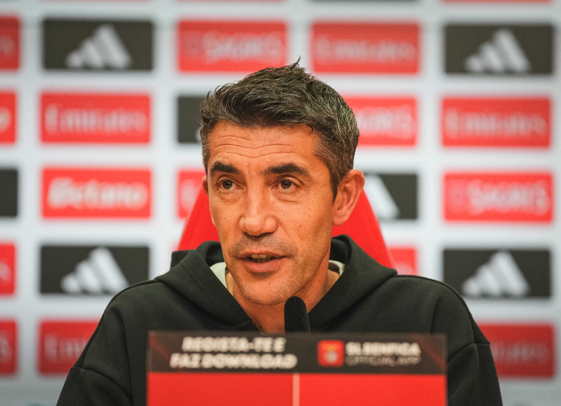 Bruno Lage anuncia ausência de peso para o Benfica Moreirense