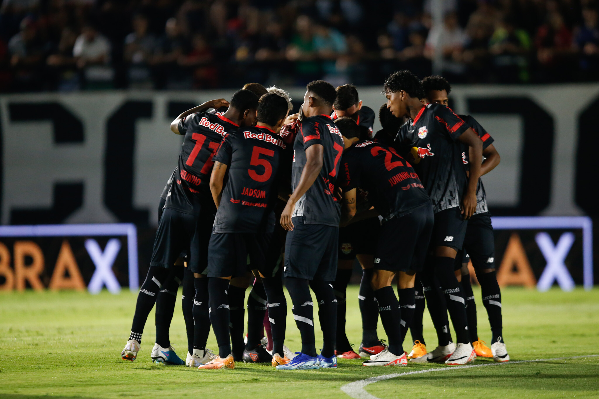 Acabou O Sonho Do T Tulo Para O Red Bull Bragantino De Pedro Caixinha