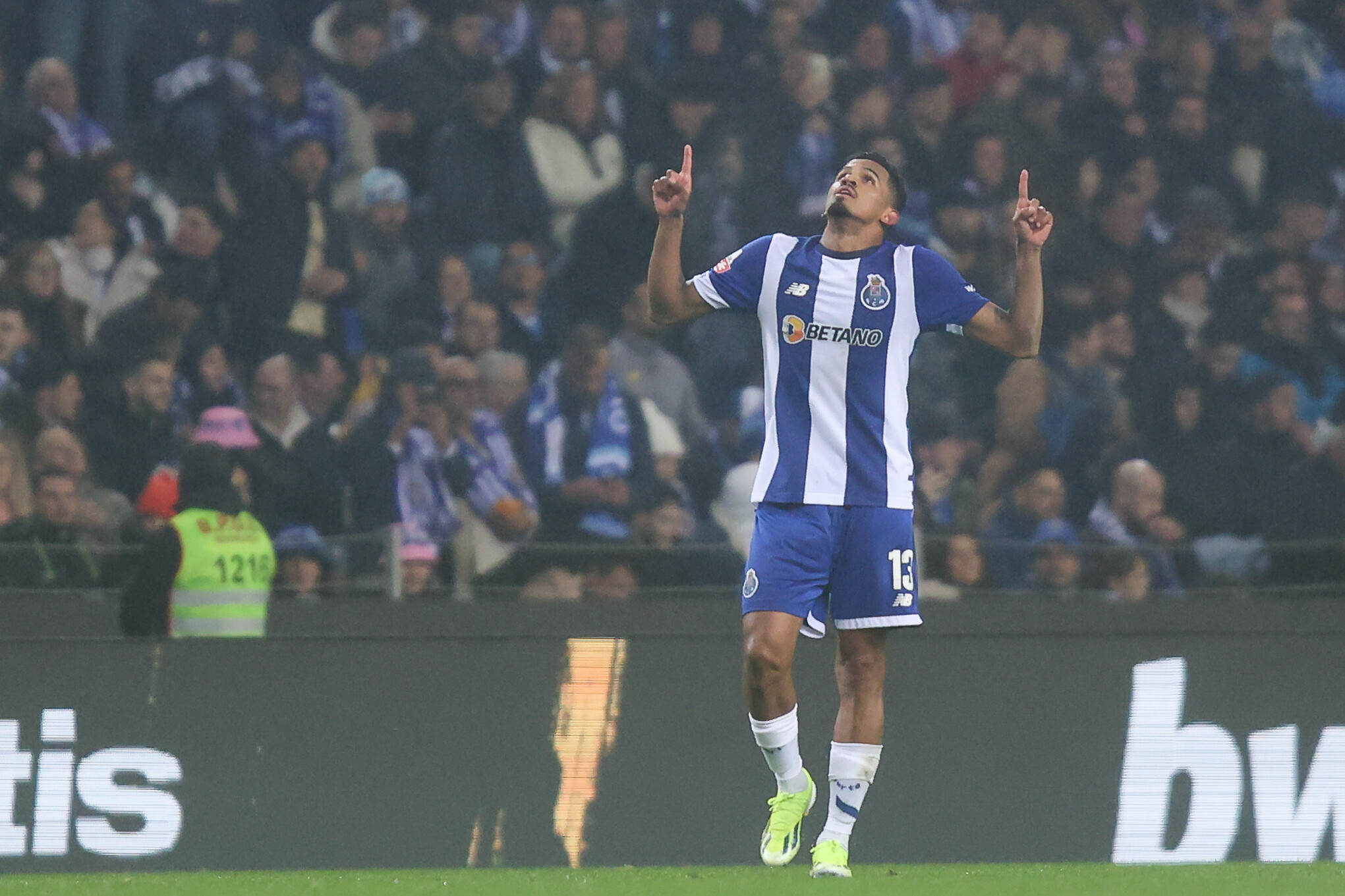 Galeno Ap S Goleada Frente Ao Benfica O M Ster Prepara Bem Estes Jogos