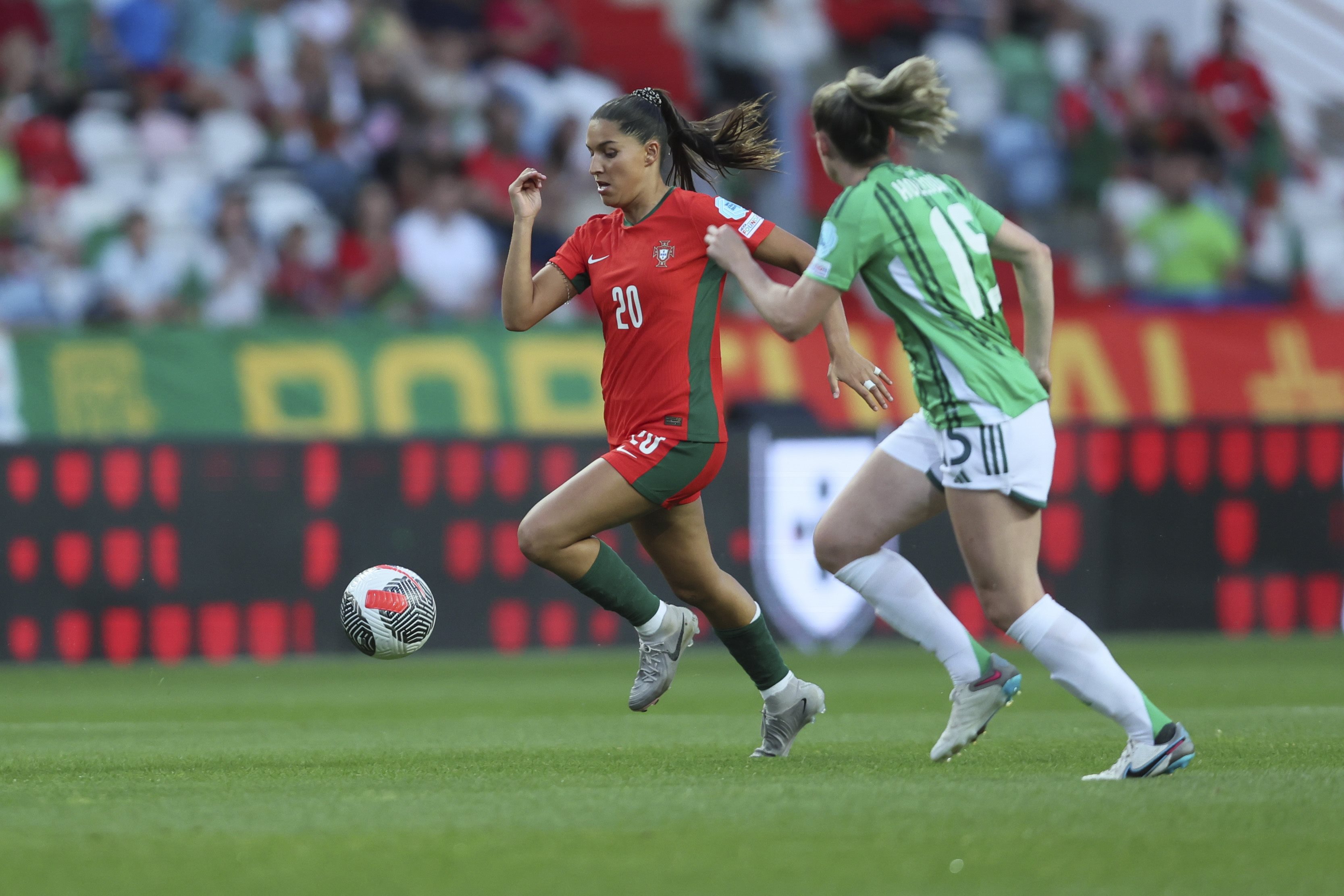 Portugal Vence Irlanda Do Norte Ap S Reviravolta No Marcador