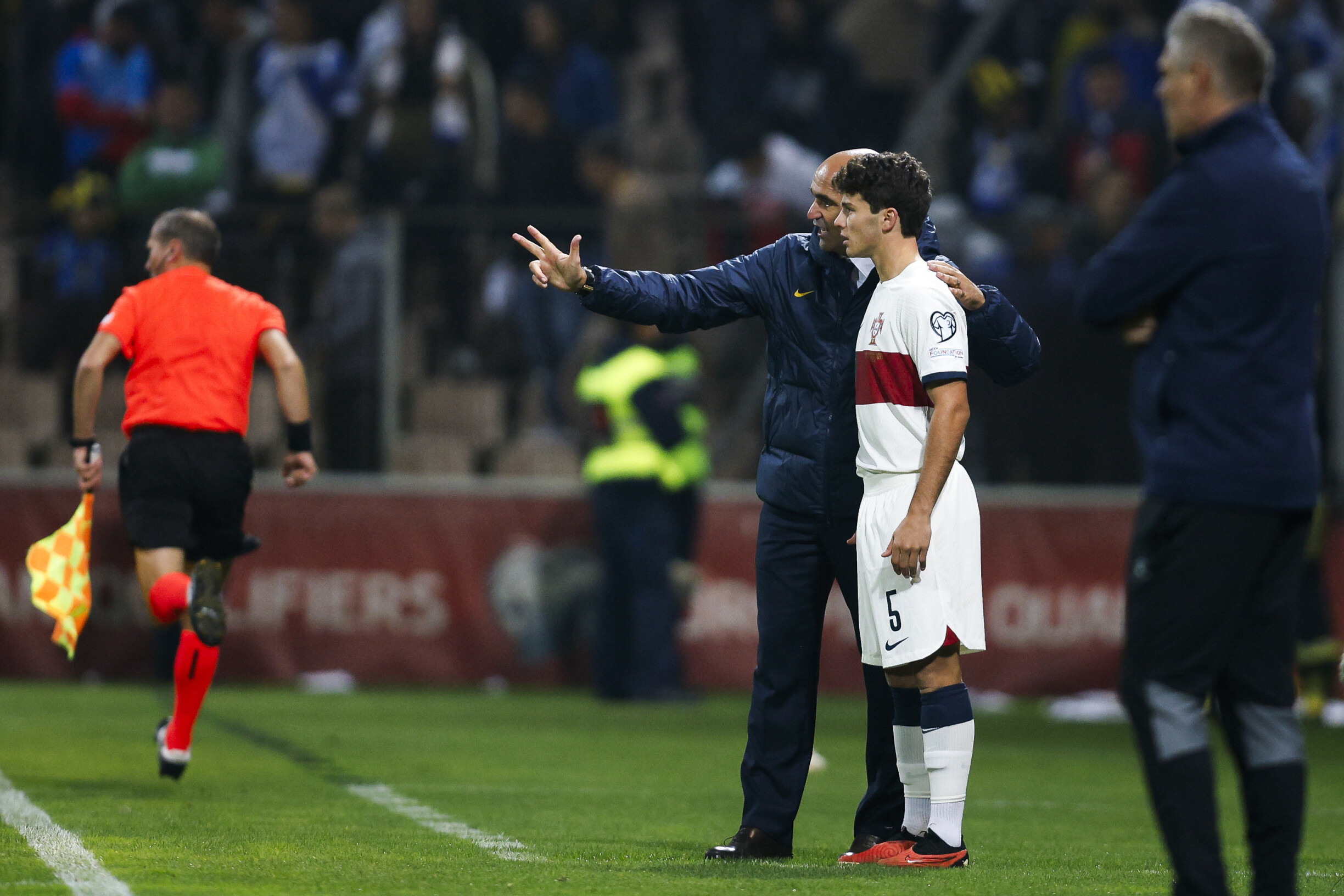 Ronaldo Estava A Jogar O Euro E Eu Ainda Nem Era Nascido