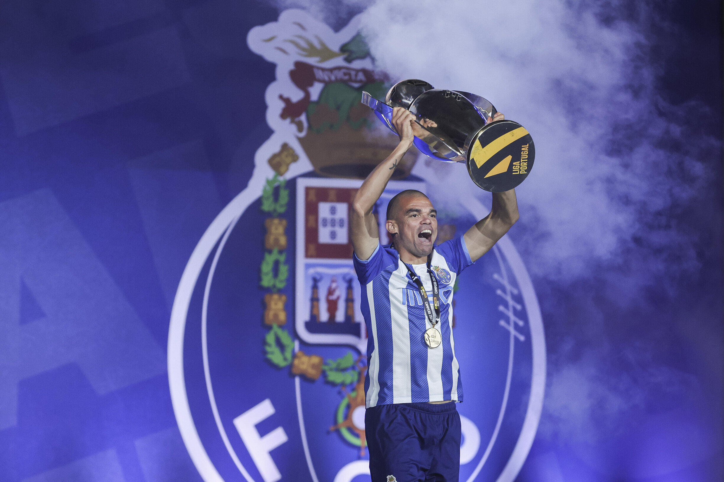 Fc Porto Reage Ao Adeus De Pepe S H Duas Palavras Poss Veis