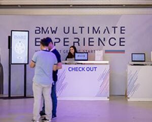 bmw-ultimate-experience-2022