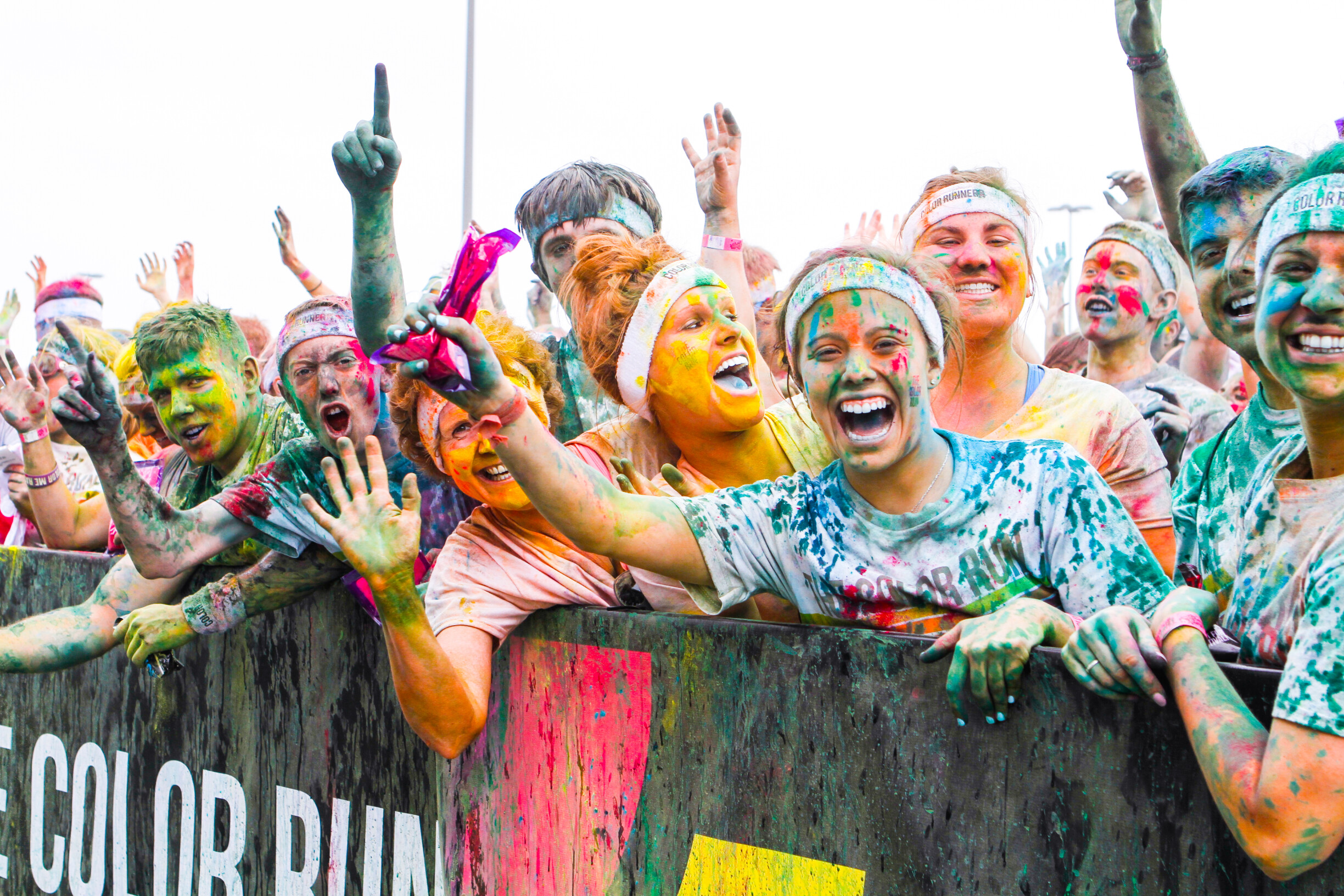 a felicidade e alergia geral de quem experimenta a The Color Run