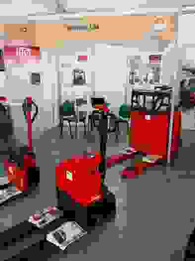 ---