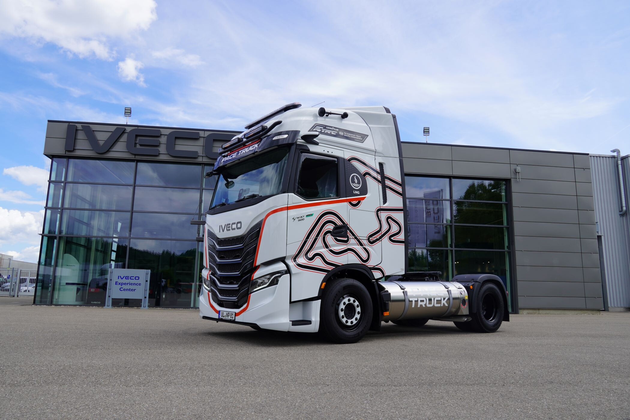 IVECO S-WAY PACE TRUCK ETRC 2026_04
