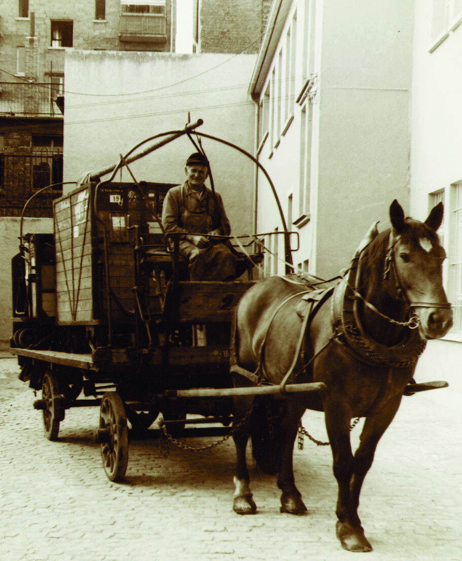 Schenker horse carriage in 1873_Credit DB Schenker