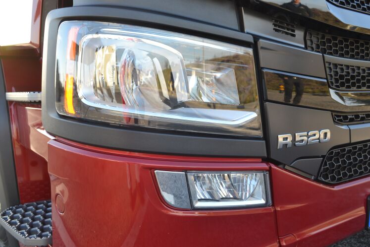 Scania R520