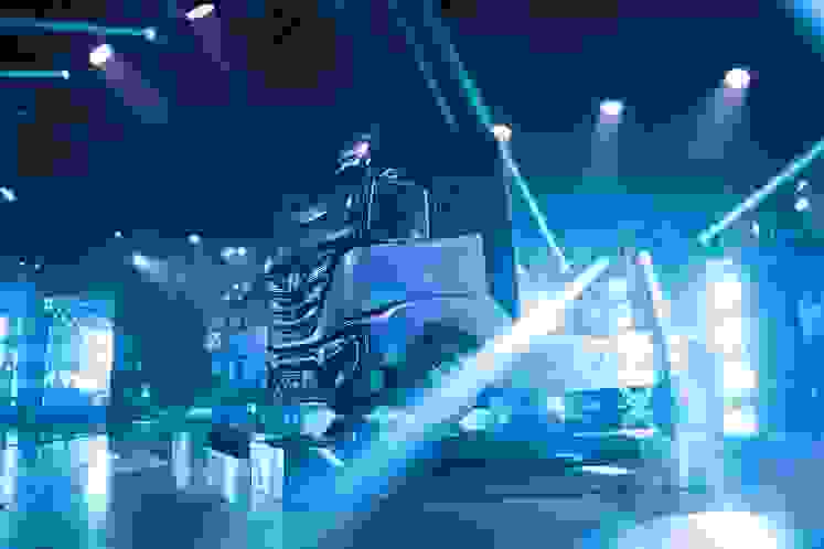 ---