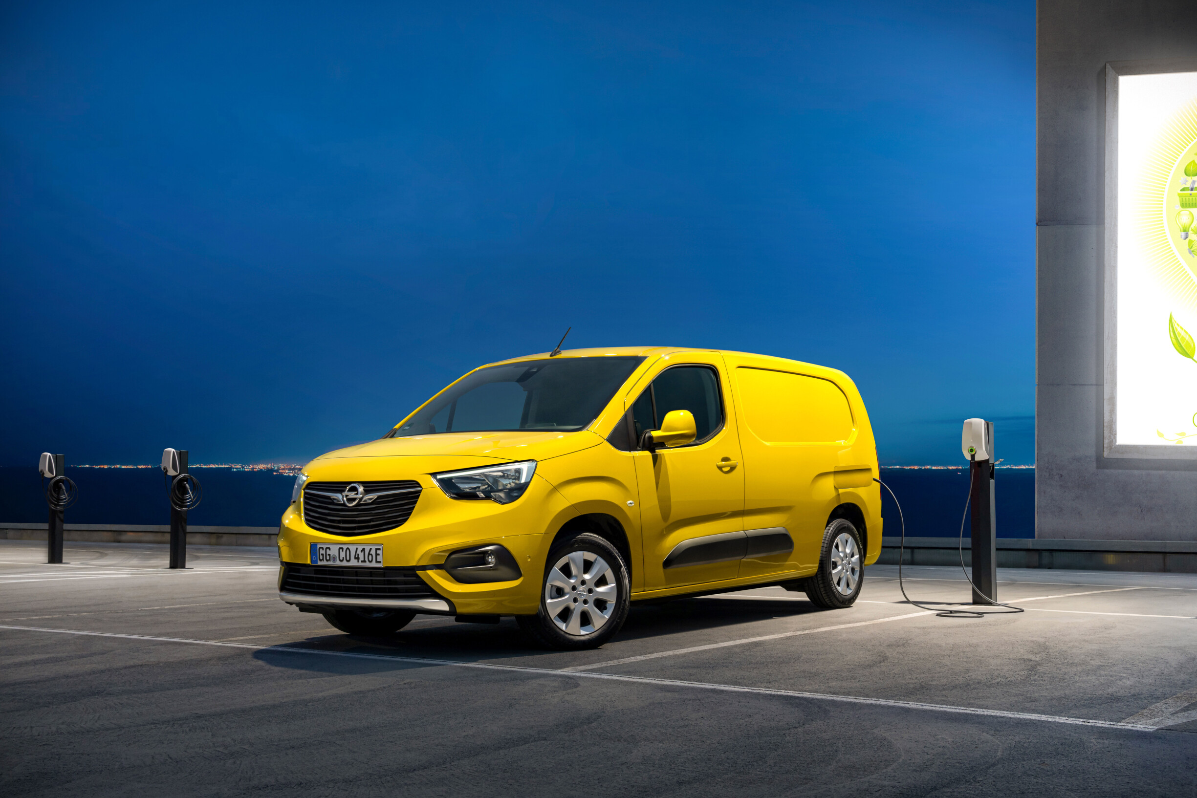 opel combo e