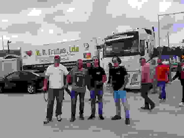Alguns dos truck spotters do grupo Lusotruckfan.pt