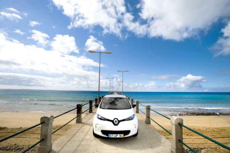 Renault_Porto_Santo(1)