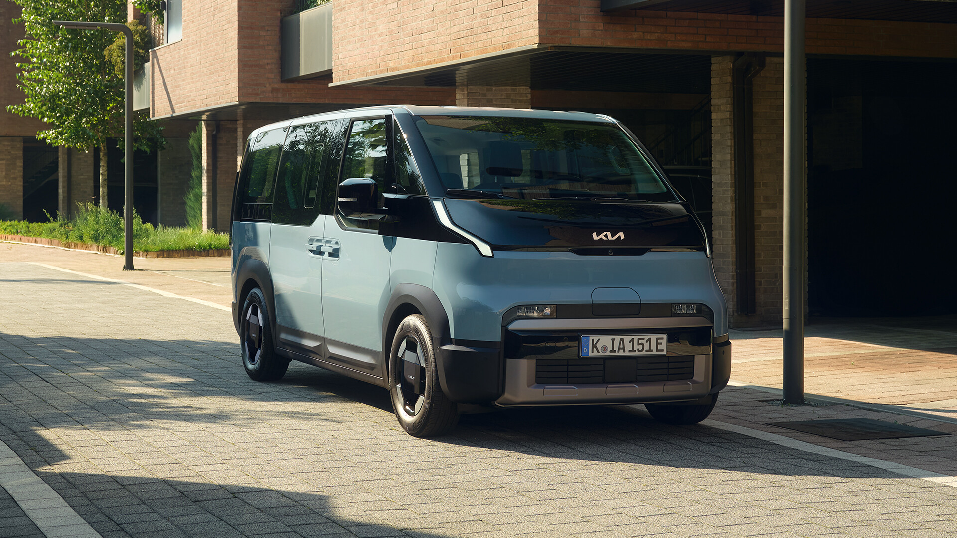 kia-pv5-passenger-line-up-with-new-6-and 7-seat-digital-1920x1080-1