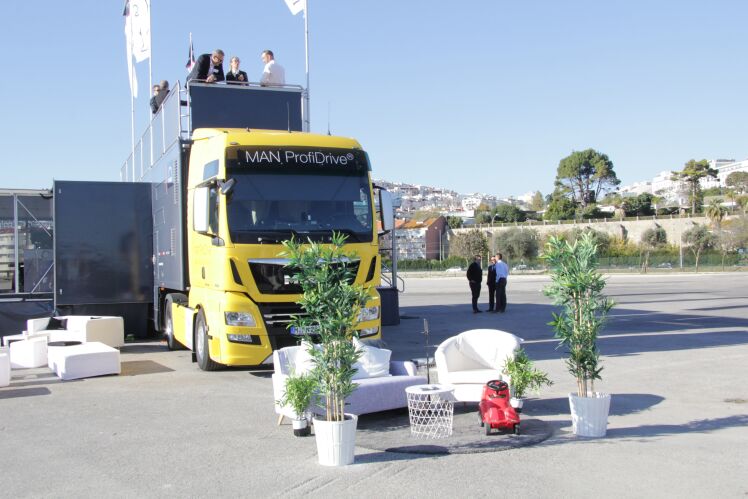 MAN Road Show: Home, Speed Home