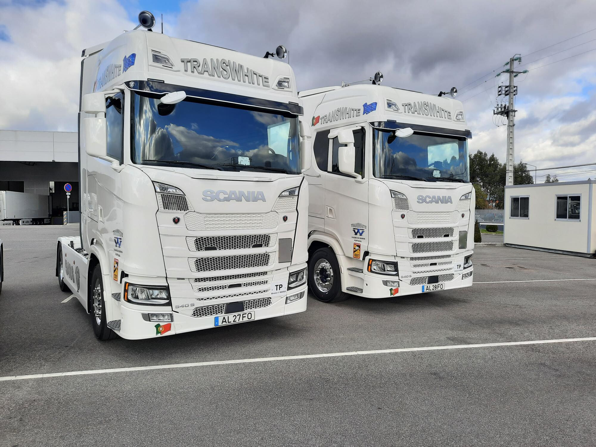 Scania TransWhite1