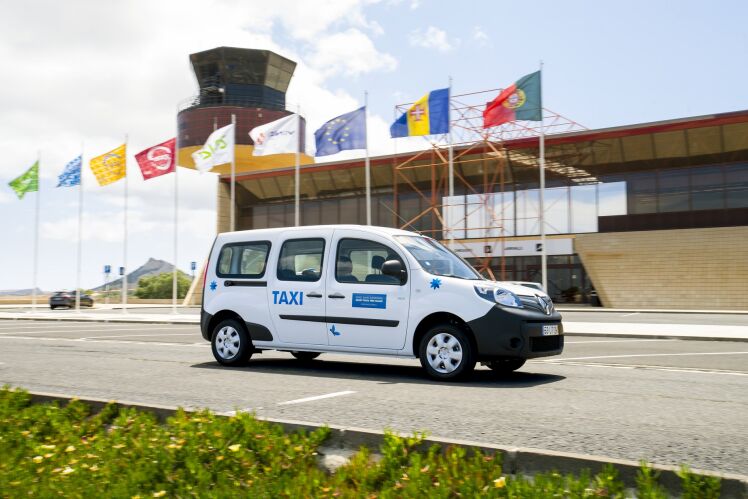 Renault_Porto_Santo(3)