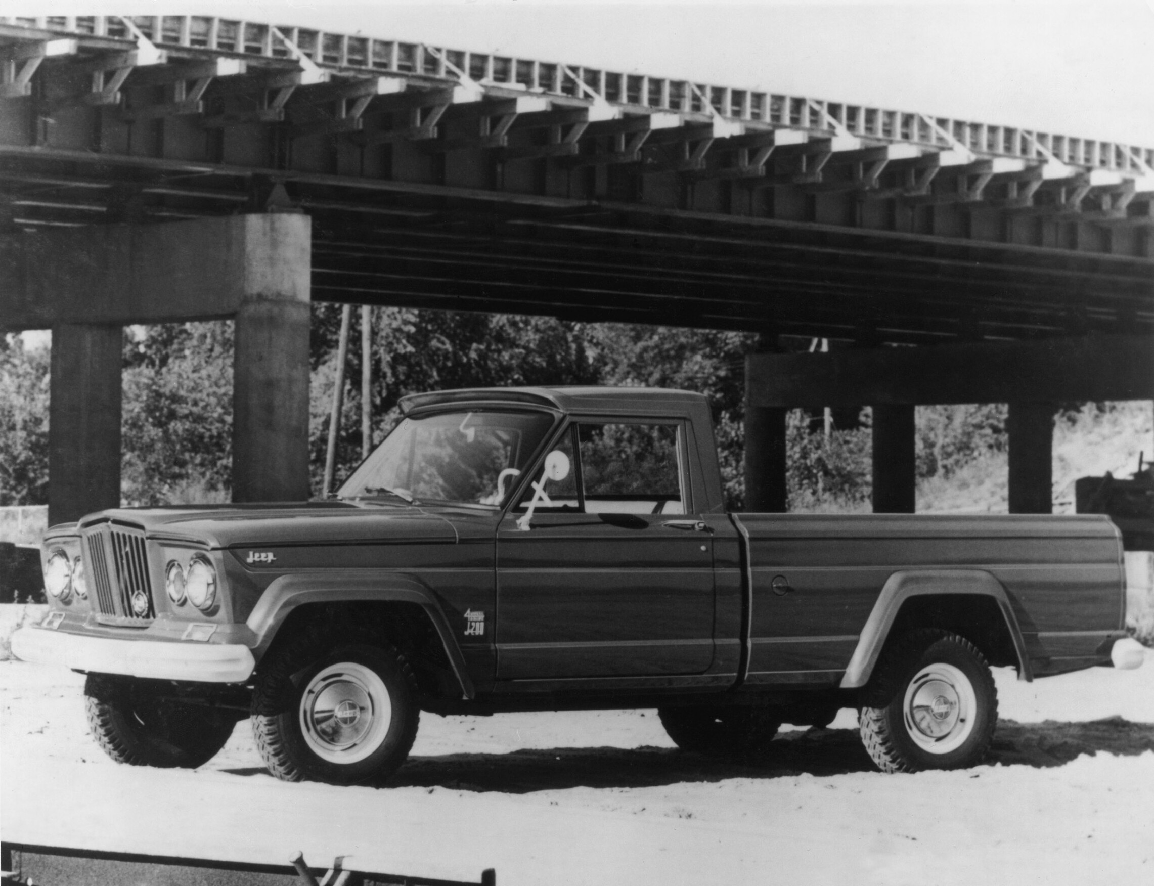 1963-Jeep-Gladiator
