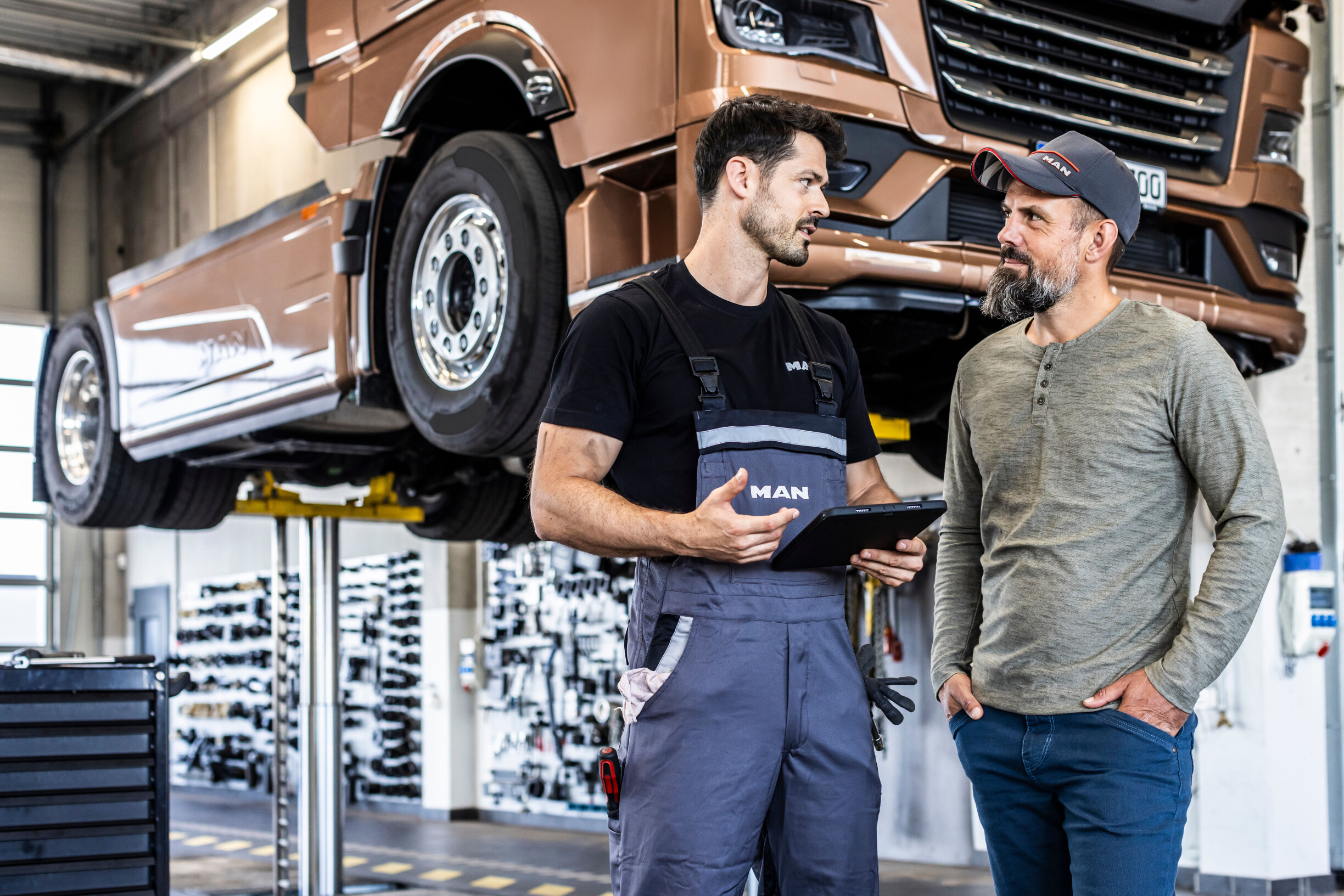 0288_man+service_tgx_my_2725_+br