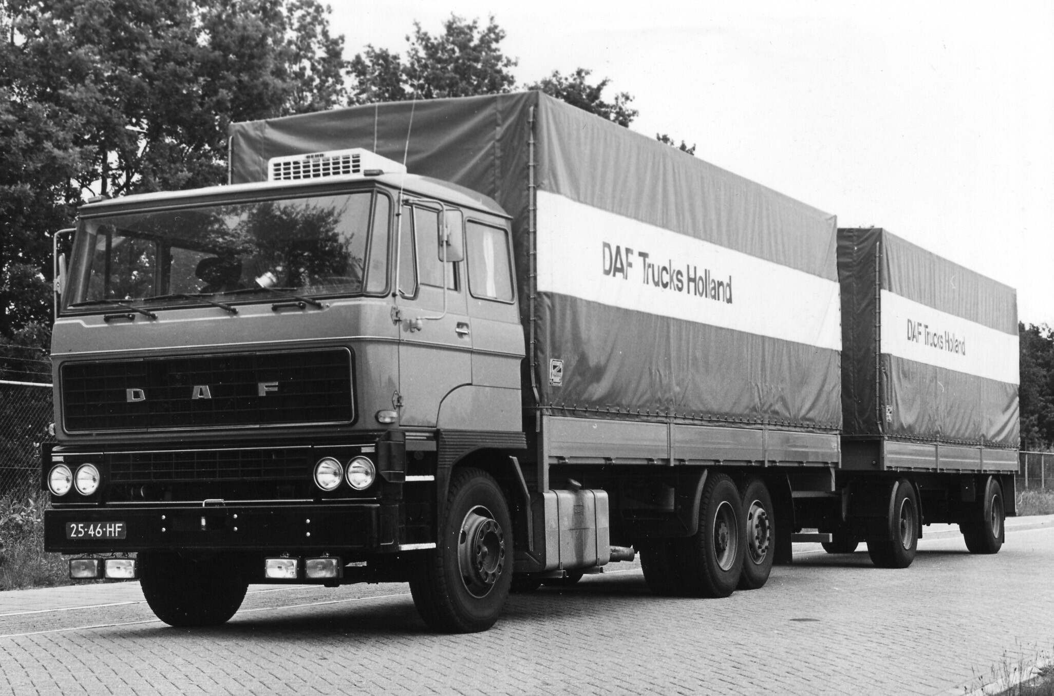 DAF (2) 2800 1973