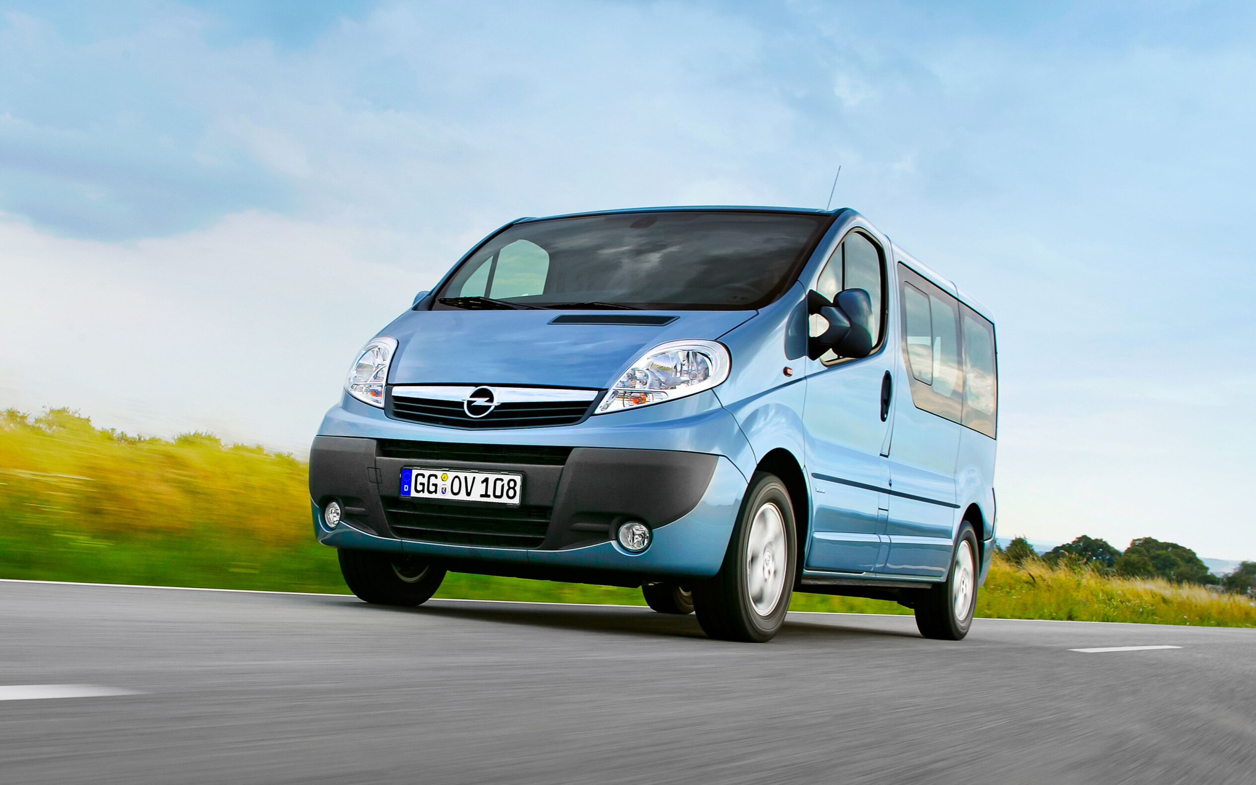Opel Vivaro A 01