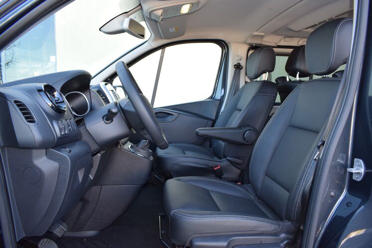 Renault Trafic SpaceClass - Bancos frontais