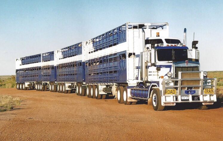 Road train Austrália