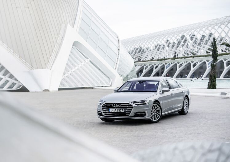 Audi_A8