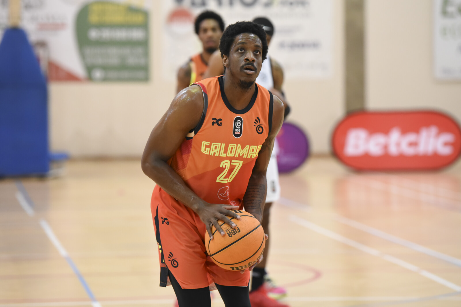  cj4zorm43xh7.jpg