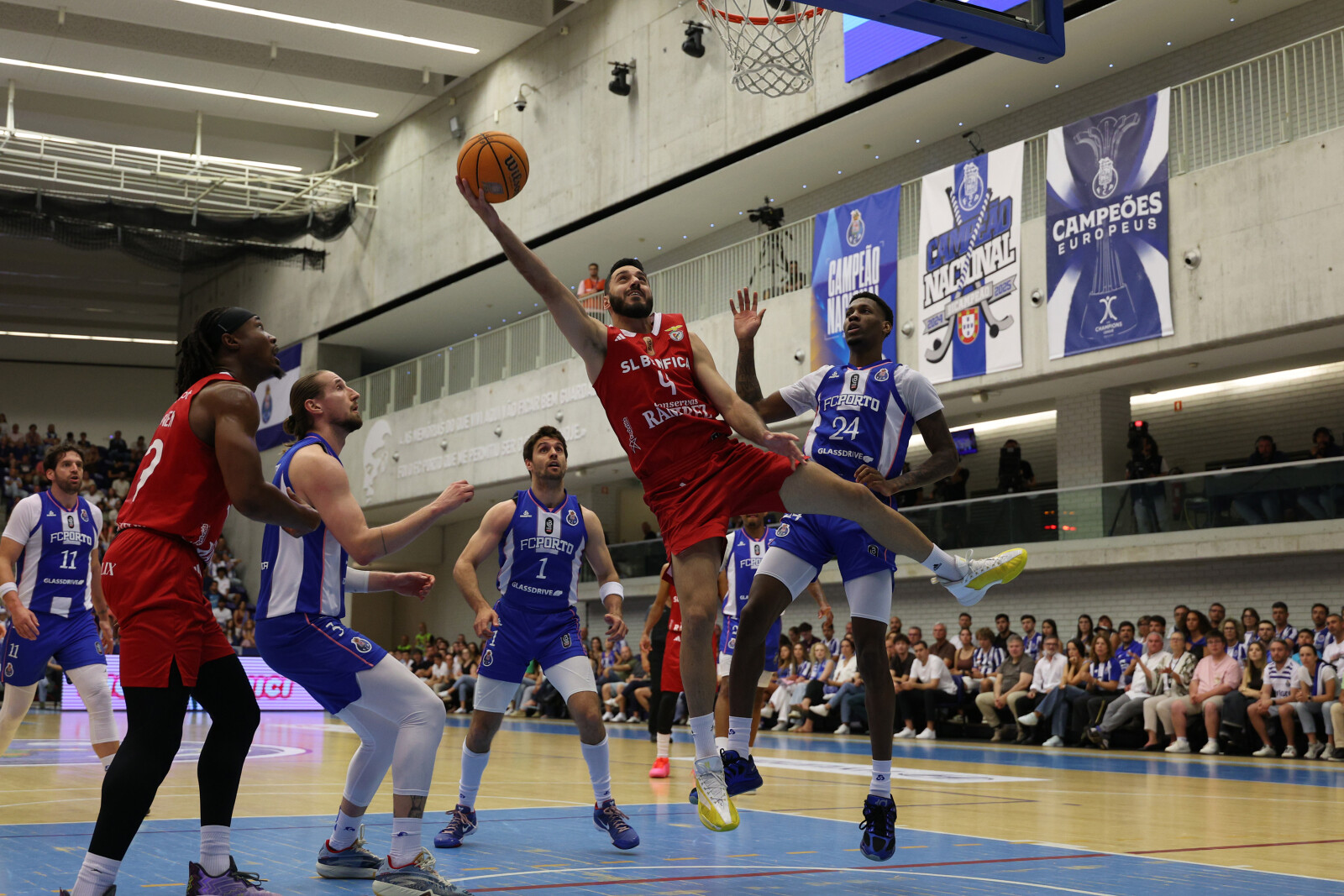  kozbkn68j9i4.jpg