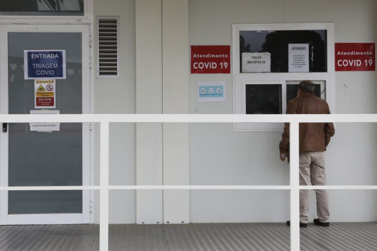 covid-19-portugal-sem-mortes-e-mais-572-novos-casos-de-infecao