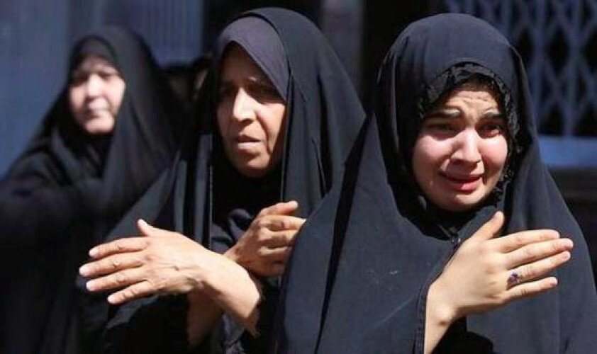jihadistas-fazem-mulheres-e-criancas-yazidis-escravas