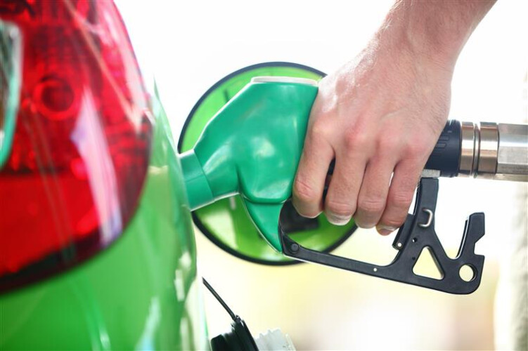 combustiveis-gasolina-e-gasoleo-descem-novamente-de-preco