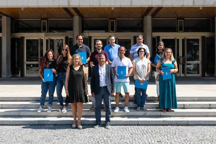 autarquia-assina-protocolos-com-papelarias-no-ambito-do-cheque-escolar