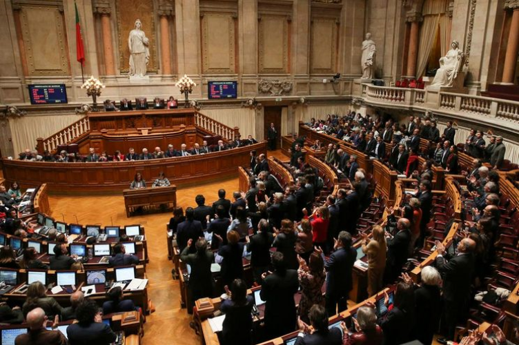 assembleia-da-republica-premeia-pela-primeira-vez-associacao-cigana