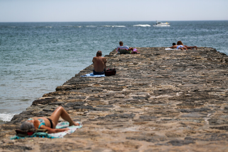 epoca-balnear-abre-hoje-na-maioria-das-praias-portuguesas