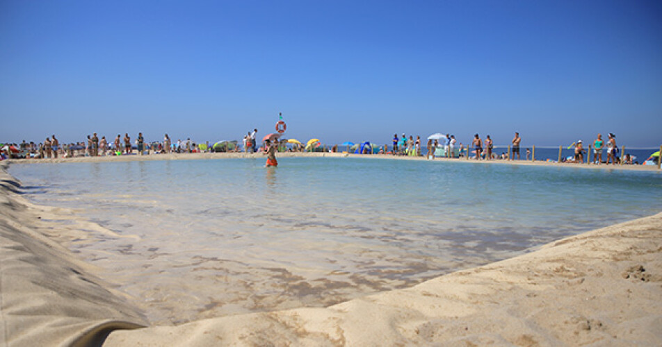 piscina-com-agua-do-mar-aquecida-foi-inaugurada-em-vila-nova-de-gaia