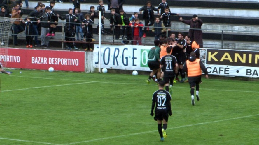 FC Tirsense vence por 5-0 - Santo Tirso TV