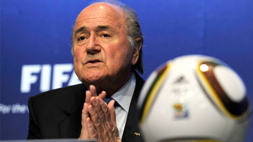 joseph-blatter-demite-se-da-presidencia-da-fifa