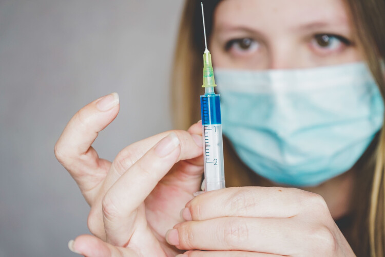 vacina-da-gripe-disponivel-para-populacoes-prioritarias