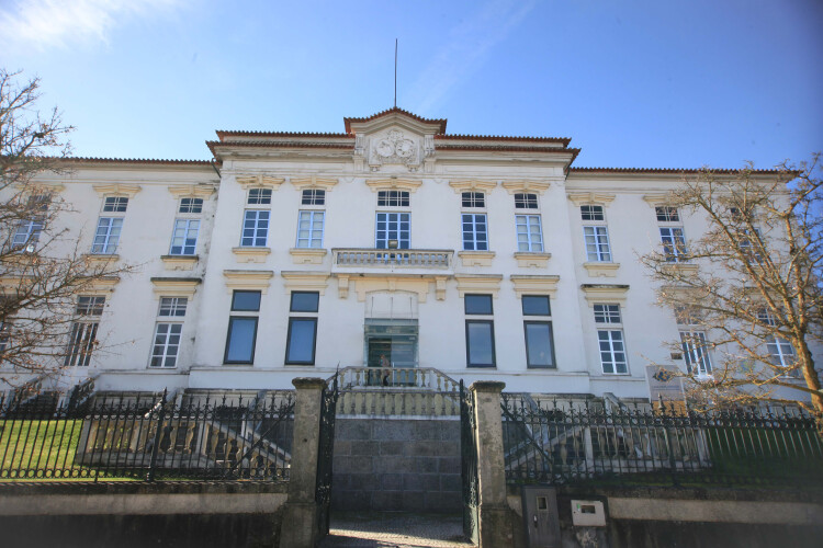hospital-de-santo-tirso-recebe-investimento-do-ministerio-da-saude