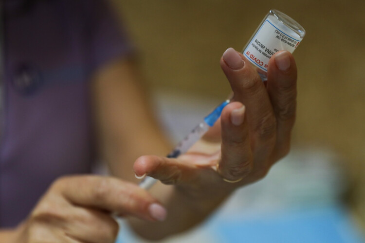 recuperados-ha-mais-de-6-meses-vao-poder-agendar-vacinacao-em-junho