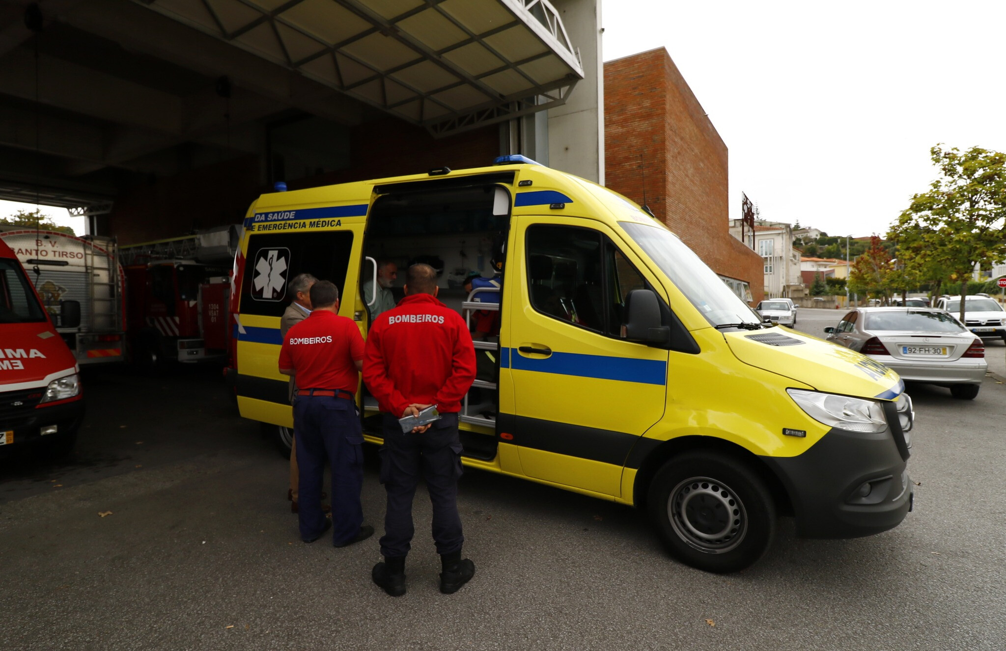 Junta de Freguesia de Santo Tirso oferece iTEAMS aos Bombeiros Voluntários (4)